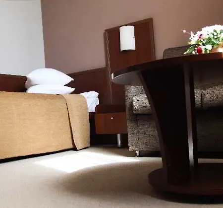 Praha Hotel 4*