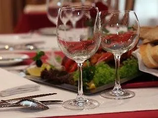Praha Hotel 4*