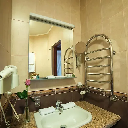 Praha 4* Uzhhorod