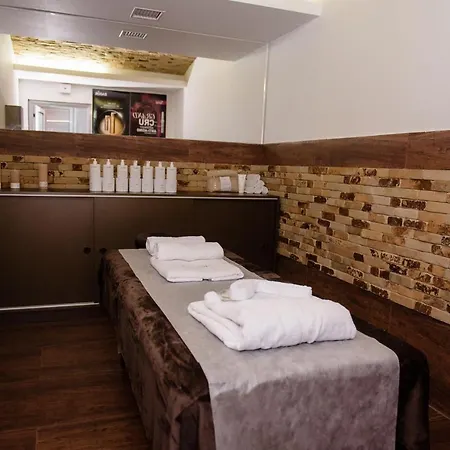 Hotel Praha Uschhorod