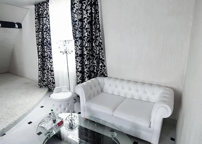 Otel Praha Ujgorod
