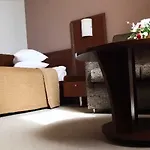 Praha Hotel 4*